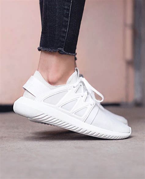 adidas tubular viral w
